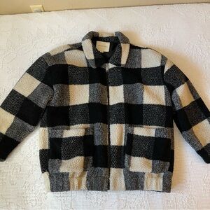 American Eagle Outfitters Black and Cream Plaid Teddy Jacket